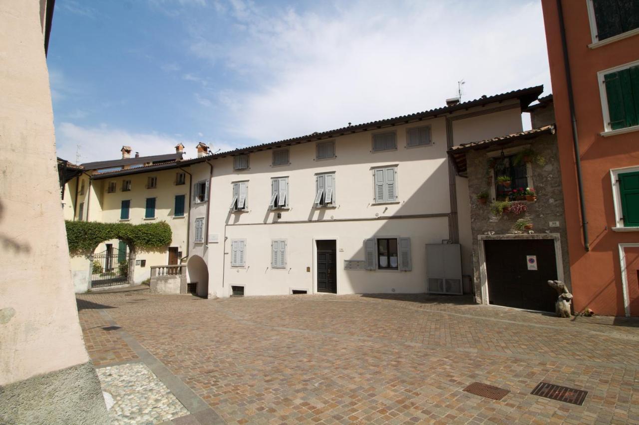 Апартаменти Casa Riva - Bilocale In Centro Storico Екстер'єр фото